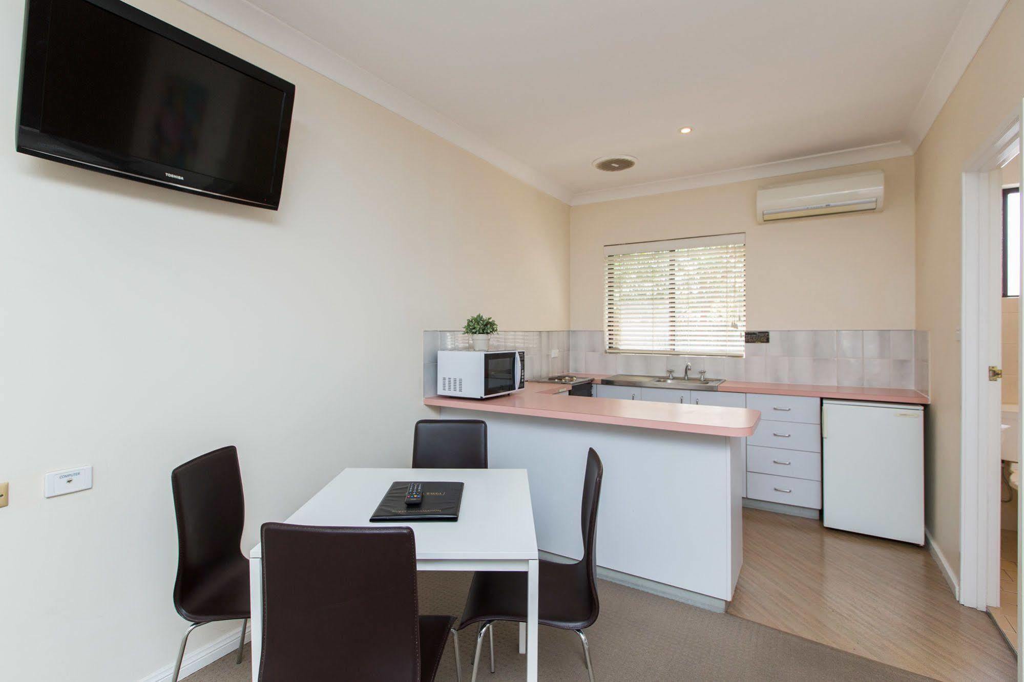 Lincoln Cottage Motor Inn Wagga Wagga Luaran gambar