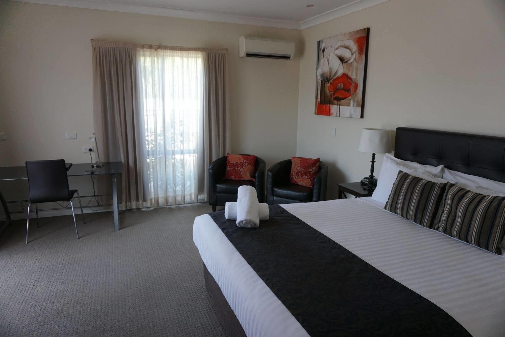 Lincoln Cottage Motor Inn Wagga Wagga Luaran gambar