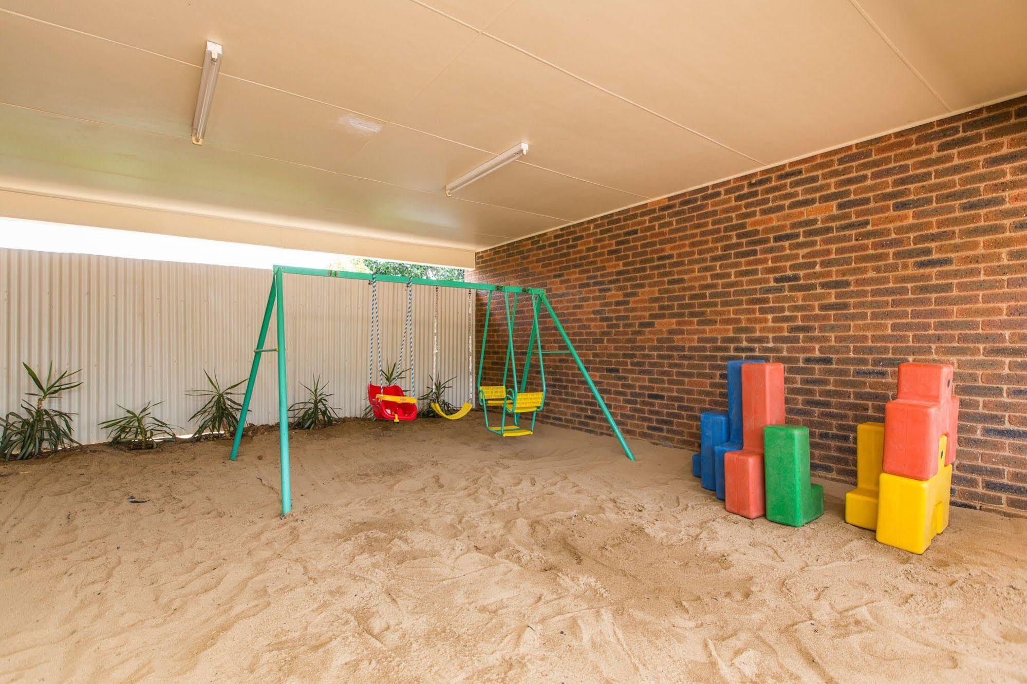 Lincoln Cottage Motor Inn Wagga Wagga Luaran gambar