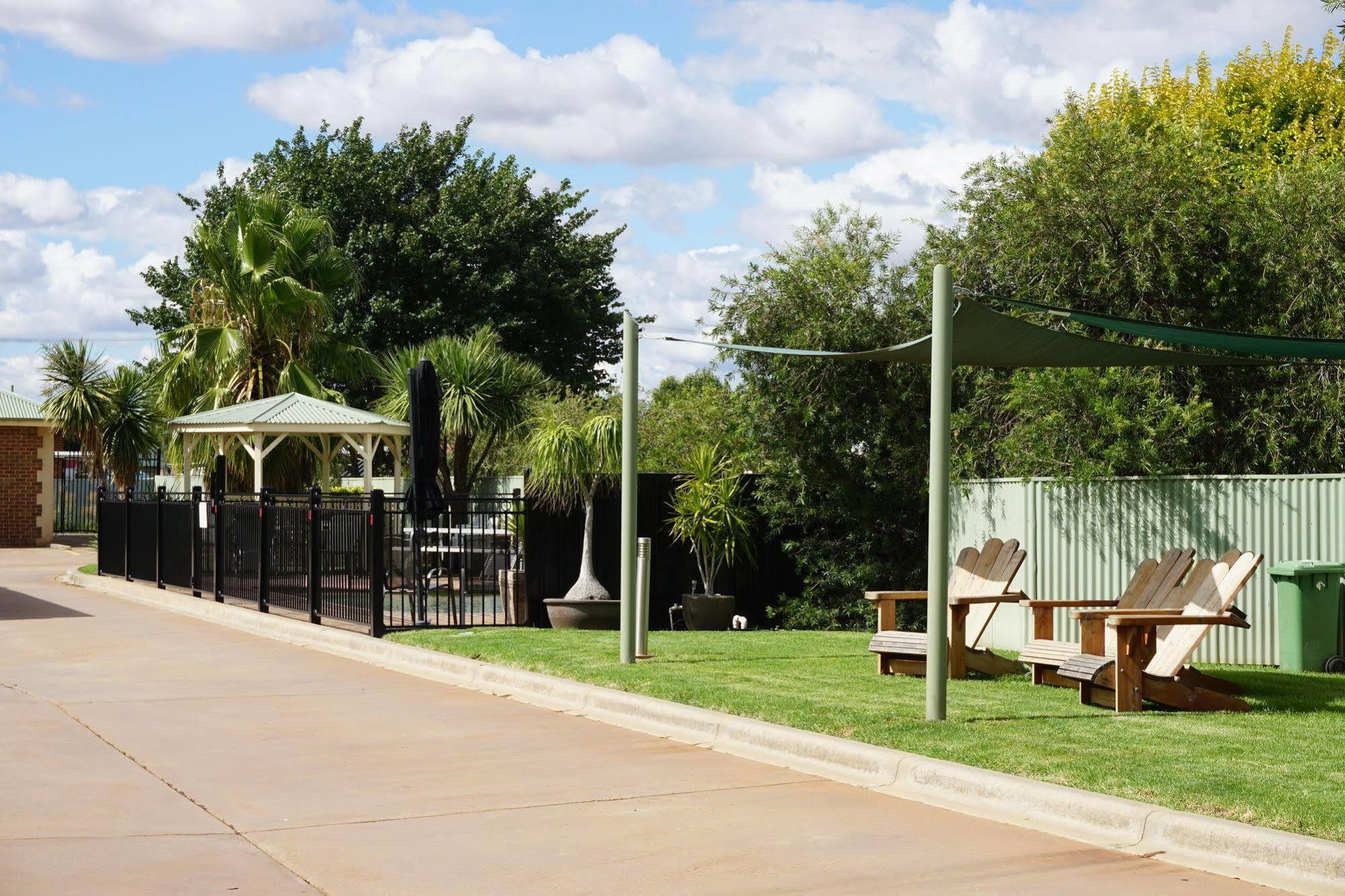 Lincoln Cottage Motor Inn Wagga Wagga Luaran gambar